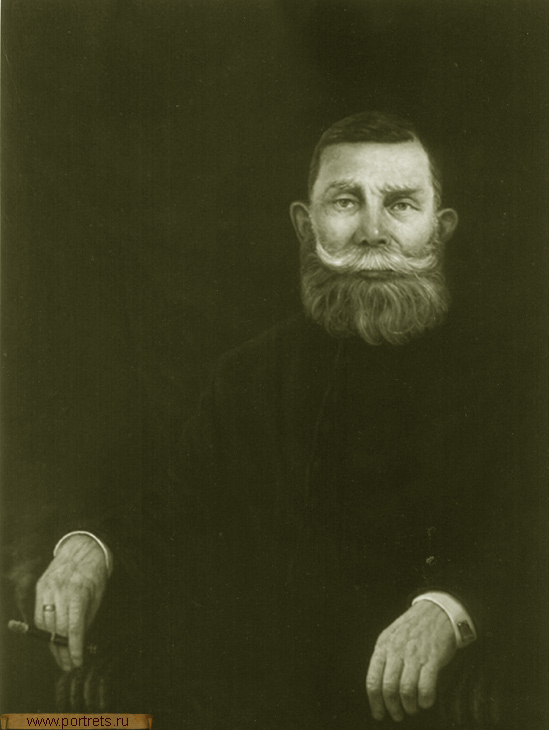 Cедов Григорий Михайлович-иконописец. Портрет написан на холсте 65х83см. в Москве (год и автор неизвестен)
